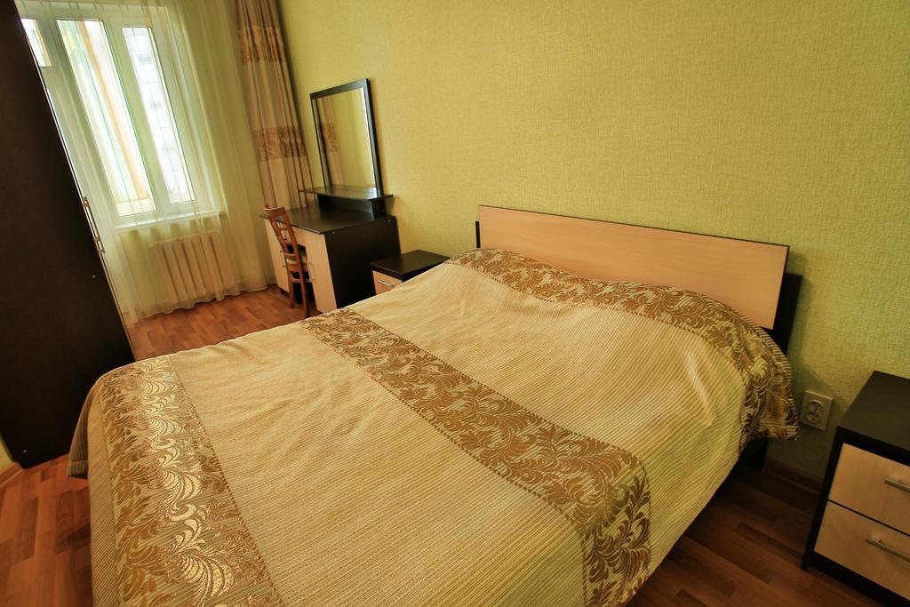Golden Dragon Aparthotel Bishkek Ruang foto